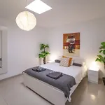 Excellent 4 Bedrooms Mestana Modern Interiors *