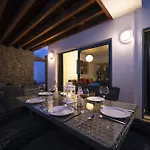 Excellent 4 Bedrooms Mestana Modern Interiors *