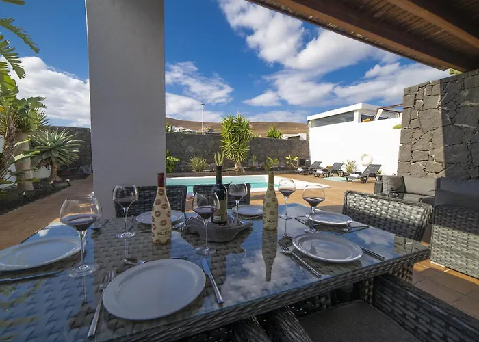 Excellent 4 Bedrooms Mestana Modern Interiors