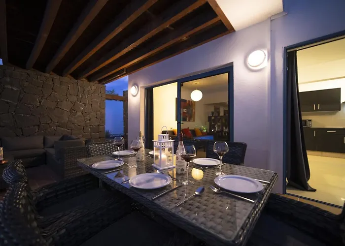 Excellent 4 Bedrooms Mestana Modern Interiors *