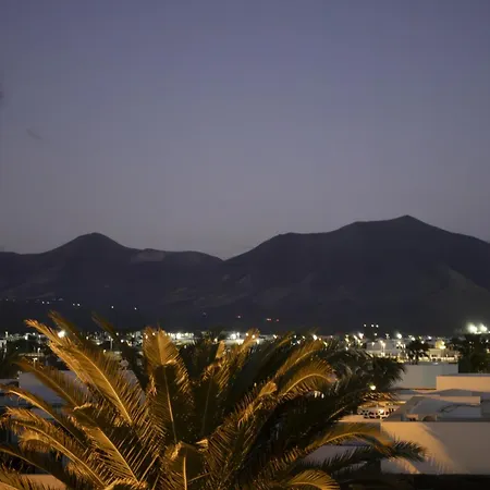 Excellent 4 Bedrooms Mestana Modern Interiors 别墅 普拉亚布兰卡