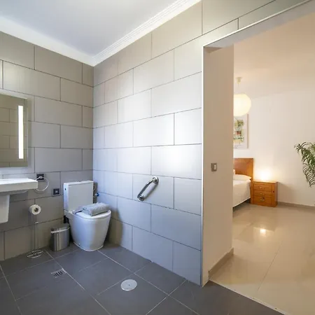 Вилла Excellent 4 Bedrooms Mestana Modern Interiors *