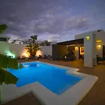 Excellent 4 Bedrooms Mestana Modern Interiors Playa Blanca