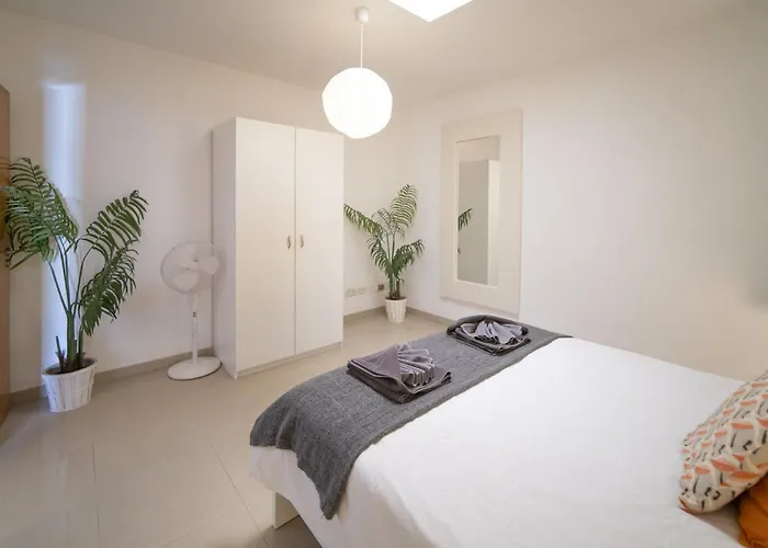 Excellent 4 Bedrooms Mestana Modern Interiors * Коста Бланка