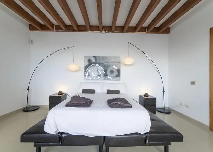 Вилла Excellent 4 Bedrooms Mestana Modern Interiors *